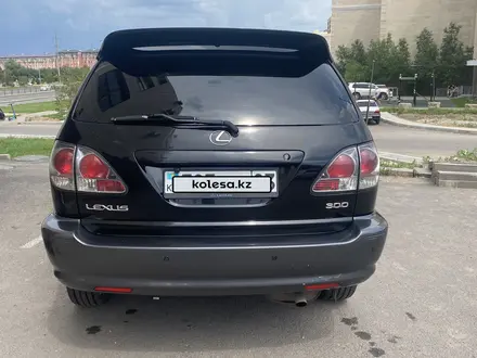 Lexus RX 300 2002 года за 6 000 000 тг. в Астана – фото 2
