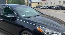 Hyundai Sonata 2017 годаfor8 800 000 тг. в Астана – фото 2