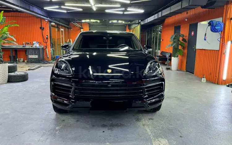 Porsche Cayenne 2019 года за 41 000 000 тг. в Астана