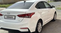 Hyundai Accent 2018 годаүшін5 950 000 тг. в Шымкент – фото 2
