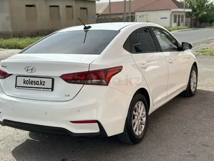 Hyundai Accent 2018 года за 5 950 000 тг. в Шымкент – фото 2