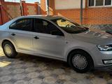 Skoda Rapid 2013 годаүшін2 800 000 тг. в Кызылорда – фото 3