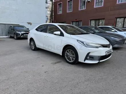 Toyota Corolla 2018 года за 8 800 000 тг. в Астана – фото 2