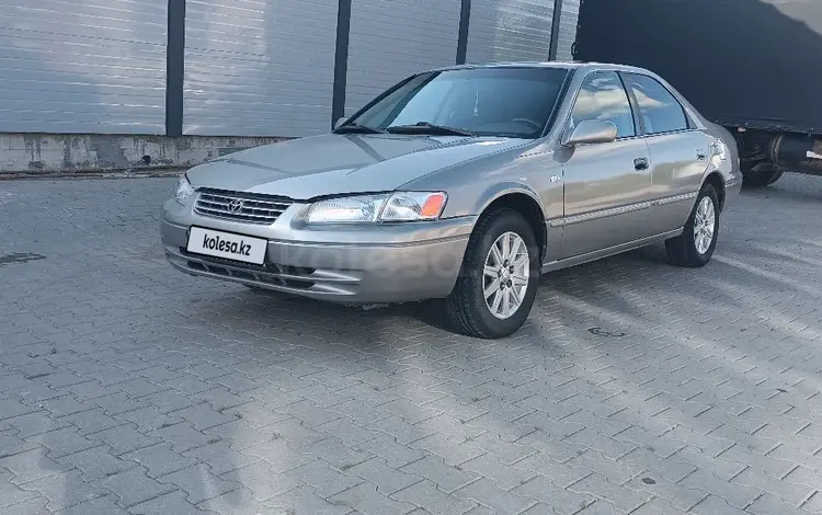 Toyota Camry 1999 годаүшін3 200 000 тг. в Актобе