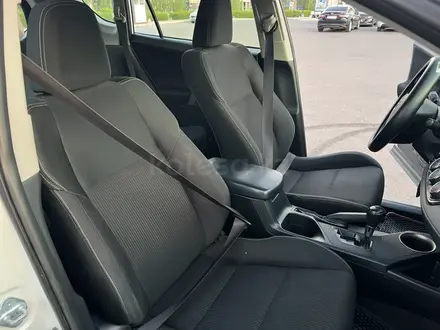 Toyota RAV4 2014 года за 8 400 000 тг. в Астана – фото 28