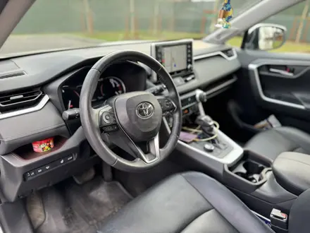 Toyota RAV4 2020 года за 16 200 000 тг. в Алматы – фото 6