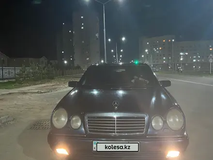 Mercedes-Benz E 230 1996 года за 3 000 000 тг. в Талдыкорган – фото 3