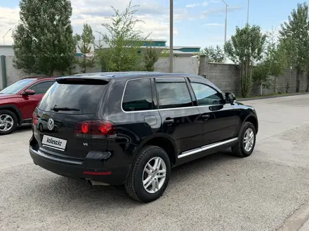 Volkswagen Touareg 2009 года за 7 800 000 тг. в Астана – фото 16