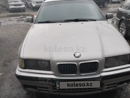 BMW 318 1992 года за 1 000 000 тг. в Усть-Каменогорск – фото 3