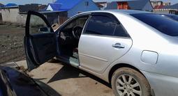 Toyota Camry 2006 года за 3 500 000 тг. в Уральск – фото 4