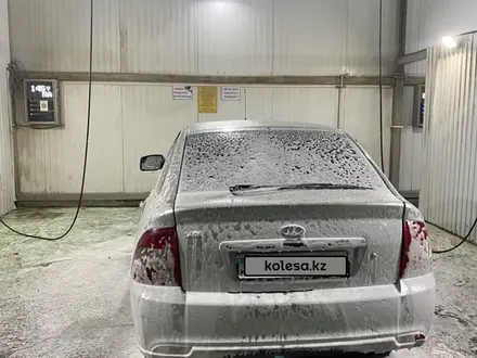 ВАЗ (Lada) Priora 2172 2013 года за 1 200 000 тг. в Усть-Каменогорск – фото 4