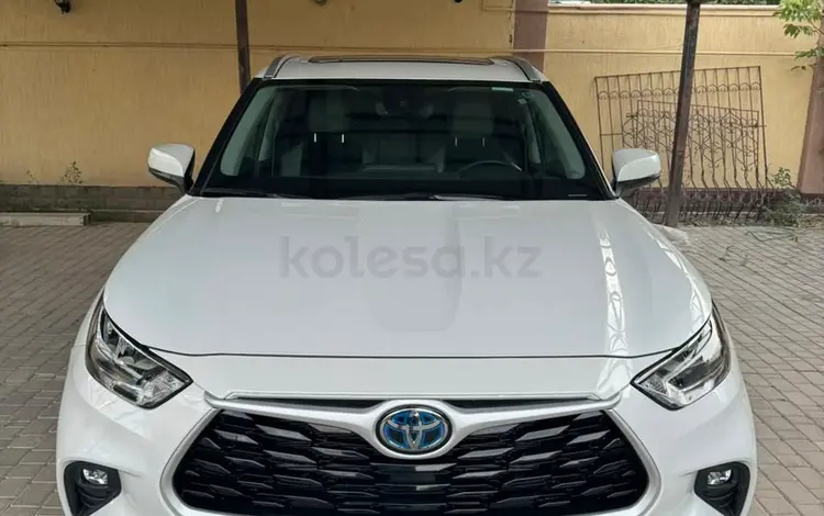 Toyota Highlander 2022 годаүшін24 600 000 тг. в Тараз