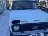 ВАЗ (Lada) Lada 2121 2000 годаfor1 100 000 тг. в Семей