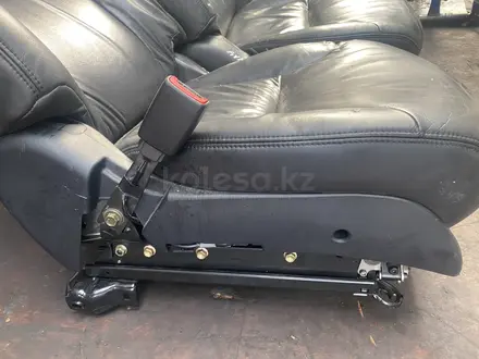 Lexus Es 300 Салон Сидения Чёрный И Бежевый за 150 000 тг. в Алматы – фото 3