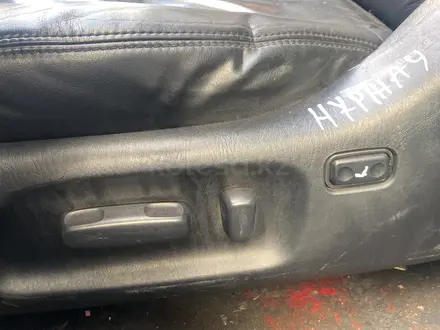 Lexus Es 300 Салон Сидения Чёрный И Бежевый за 150 000 тг. в Алматы – фото 4