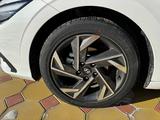 Hyundai Elantra 2023 года за 9 900 000 тг. в Актобе – фото 5