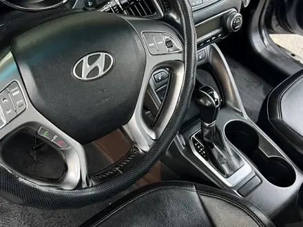 Hyundai Tucson 2014 года за 7 000 000 тг. в Шымкент – фото 17