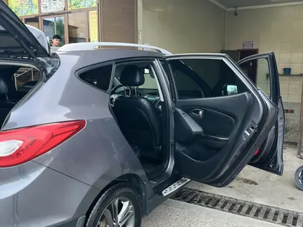 Hyundai Tucson 2014 года за 7 000 000 тг. в Шымкент – фото 8
