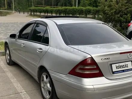 Mercedes-Benz C 200 2000 года за 2 800 000 тг. в Алматы – фото 5