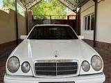 Mercedes-Benz E 200 1997 года за 2 700 000 тг. в Шымкент