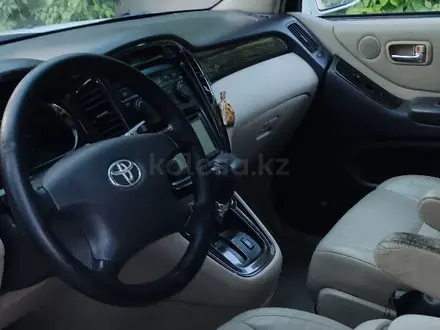 Toyota Highlander 2001 года за 6 600 000 тг. в Шымкент – фото 16