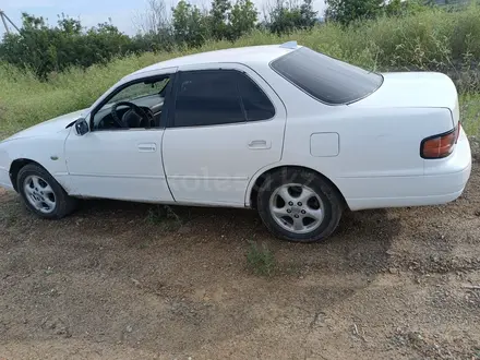 Toyota Camry 1996 года за 1 650 000 тг. в Усть-Каменогорск – фото 4