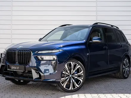 BMW X7 XDrive 40i 2025 года за 91 116 734 тг. в Шымкент