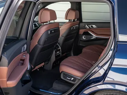 BMW X7 XDrive 40i 2025 года за 91 116 734 тг. в Шымкент – фото 8