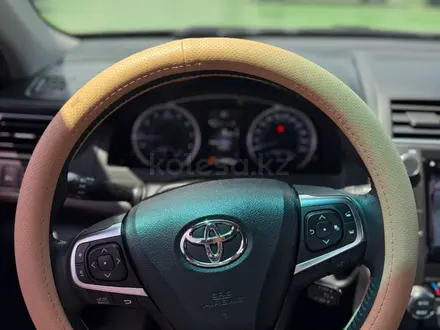 Toyota Camry 2016 года за 10 150 000 тг. в Караганда – фото 16