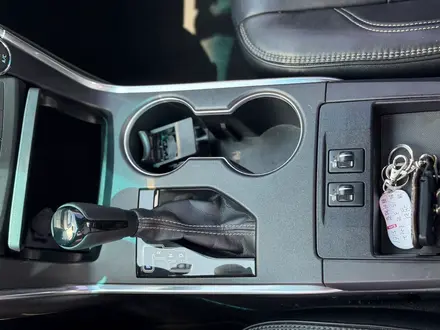 Toyota Camry 2016 года за 10 150 000 тг. в Караганда – фото 19