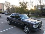 Mercedes-Benz E 200 1995 года за 1 550 000 тг. в Караганда – фото 3