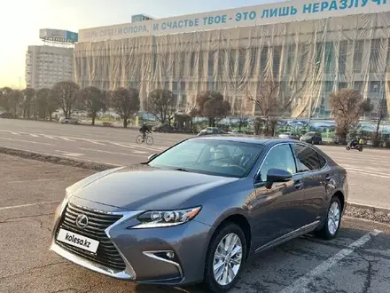 Lexus ES 300 2015 года за 13 000 000 тг. в Алматы