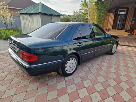 Mercedes-Benz E 280 1998 года за 4 500 000 тг. в Алматы – фото 3