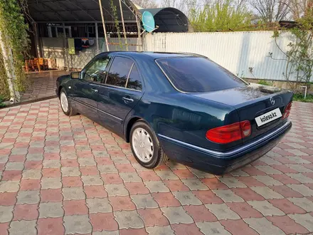Mercedes-Benz E 280 1998 года за 4 500 000 тг. в Алматы – фото 4