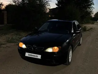 Nissan Primera, 2001