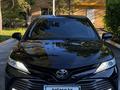 Toyota Camry 2019 года за 12 500 000 тг. в Караганда – фото 2