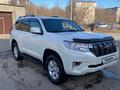 Toyota Land Cruiser Prado 2022 года за 26 900 000 тг. в Караганда – фото 2
