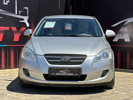 Kia Cee'd 2008 года за 3 850 000 тг. в Атырау – фото 2