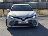 Toyota Camry 2018 года за 10 700 000 тг. в Шымкент