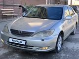 Toyota Camry 2003 года за 4 500 000 тг. в Актобе – фото 3