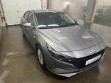 Hyundai Elantra 2021 годаfor9 800 000 тг. в Астана – фото 3