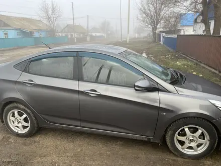 Hyundai Accent 2015 года за 6 000 000 тг. в Актобе – фото 6