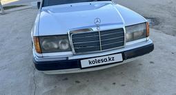 Mercedes-Benz E 230 1992 года за 1 400 000 тг. в Туркестан – фото 3