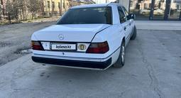 Mercedes-Benz E 230 1992 года за 1 400 000 тг. в Туркестан – фото 4