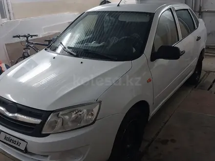 ВАЗ (Lada) Granta 2190 2013 года за 2 100 000 тг. в Атырау – фото 2