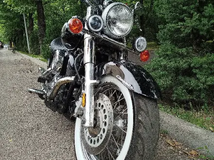 Yamaha  XVS1100 2001 года за 2 800 000 тг. в Алматы