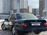 Mercedes-Benz E 200 1993 годаfor1 650 000 тг. в Астана – фото 4