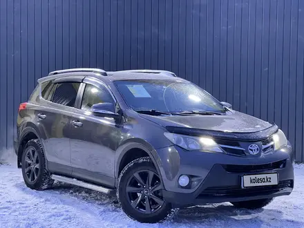 Toyota RAV4 2013 года за 9 250 000 тг. в Актобе – фото 2