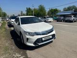 Toyota Camry 2015 года за 11 500 000 тг. в Жетысай – фото 2