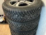 Зимнюю резину с дисками за 270 000 тг. в Семей